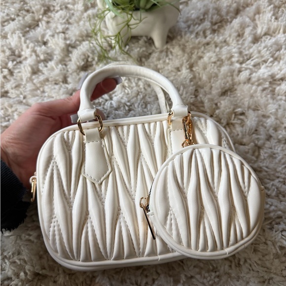 Chic Cream high-quality thick, super cute purse Quilted Mini Bag - Picture 2 of 5